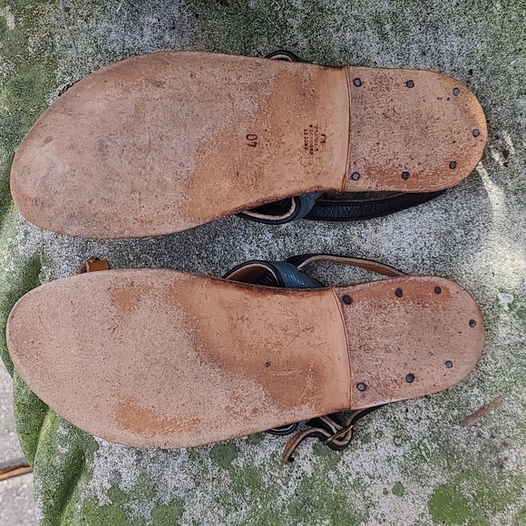 Rare Golden Goose by K. Jacques St-Tropaz T strap leather sandals. Sz 40… - Picture 7 of 16